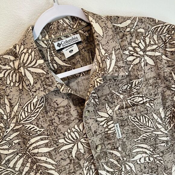COLUMBIA Men’s Tropical Button Down Shirt Size Medium - Picture 3 of 6